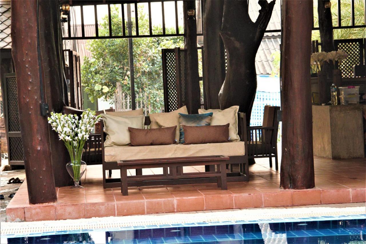 Alana Luang Prabang Hotel Exterior photo